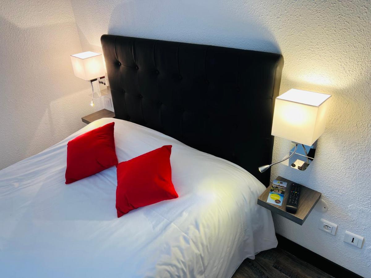 Logis Hotel Le Relais Des Remparts 알리앙스 외부 사진